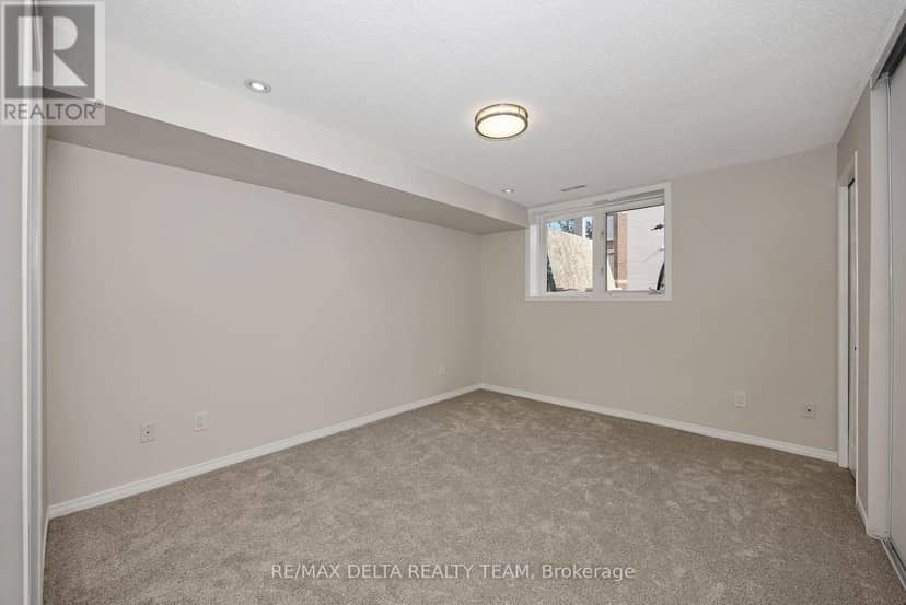 900 Longfields Drive — photo 19 of 35