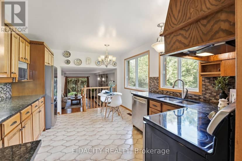 45 Cortleigh Drive — photo 14 of 40