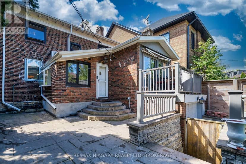 38 Yonge Boulevard — photo 40 of 40
