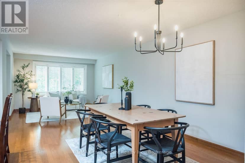 1237 Redbank Crescent, Oakville, photo 4
