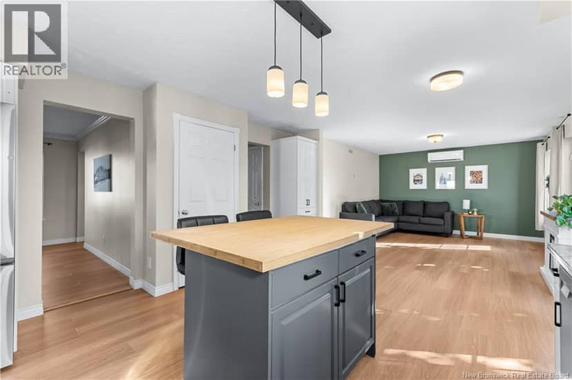 85 Castle Drive — photo 10 of 40