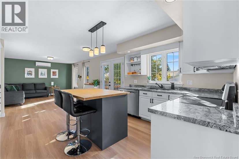 85 Castle Drive — photo 9 of 40