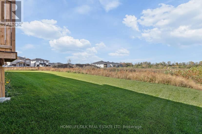 1005 Dobbie Street — photo 29 of 35