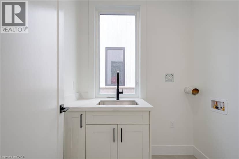 100 CLAYTON Street — photo 10 of 27