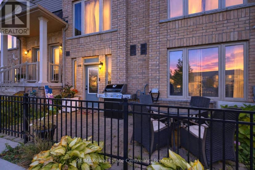279 Law Drive, Guelph, photo 2