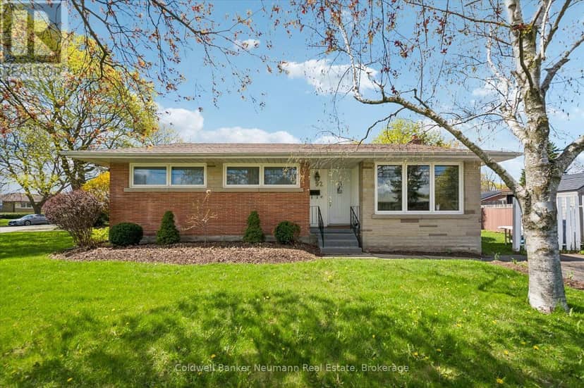 92 Victoria Road N, Guelph, photo 2