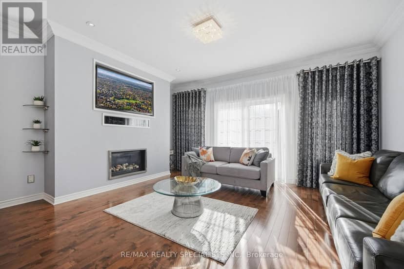 935 Barbados Street — photo 15 of 40