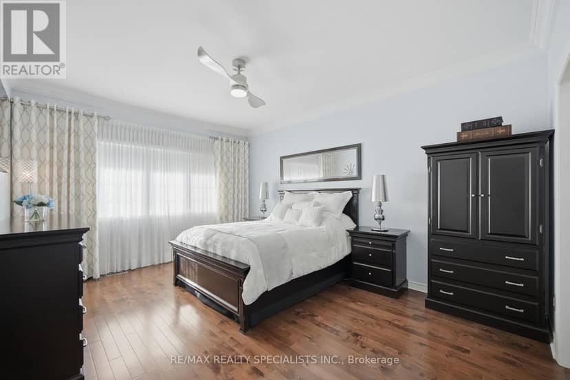 935 Barbados Street — photo 17 of 40