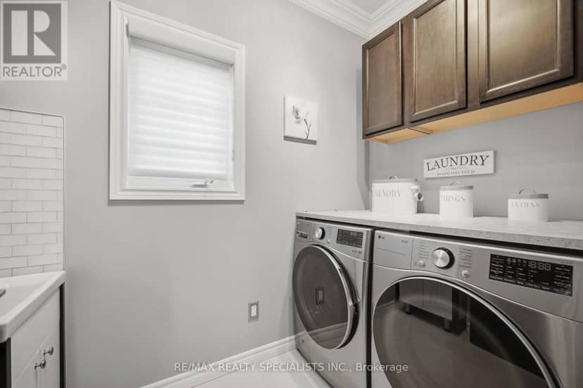 935 Barbados Street — photo 22 of 40