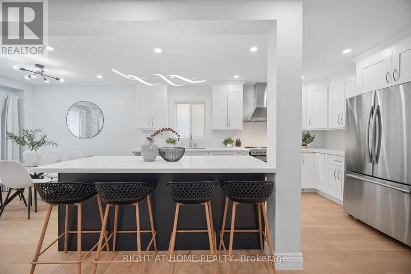 21 Dobson Drive, Ajax, photo 4