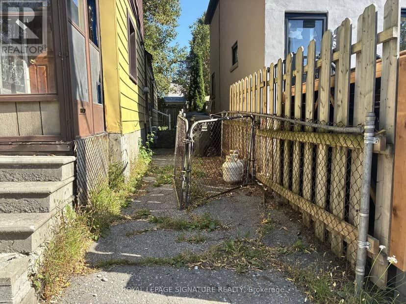 167 Craven Road — photo 3 of 6