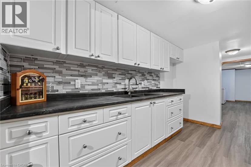 3294 South Grimsby Road 7 — photo 34 of 40