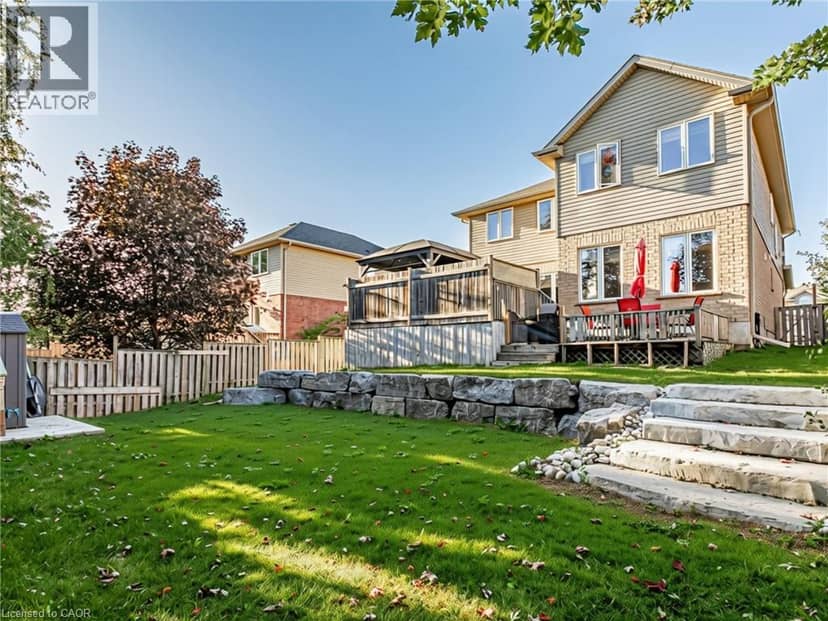 53 APPLEWOOD Street — photo 35 of 40