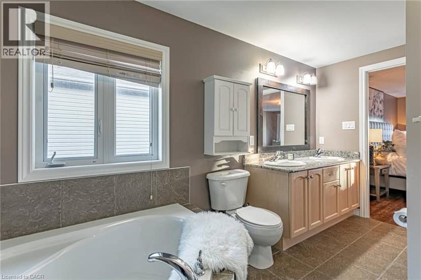 53 APPLEWOOD Street — photo 27 of 40