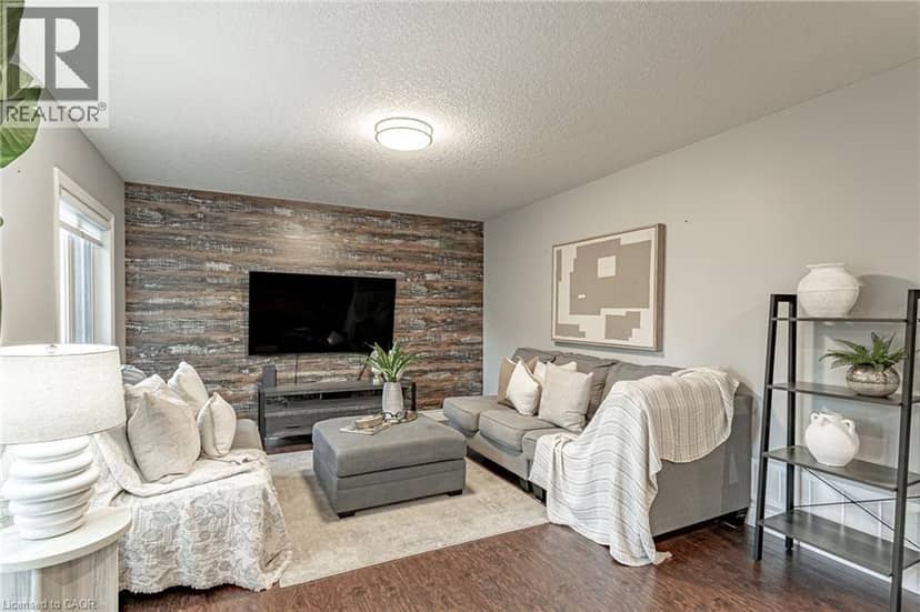 53 APPLEWOOD Street — photo 14 of 40