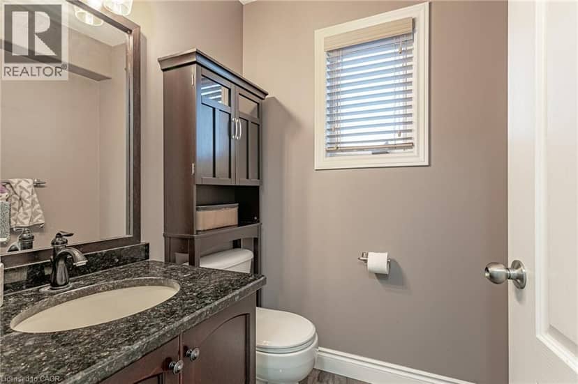 53 APPLEWOOD Street — photo 17 of 40