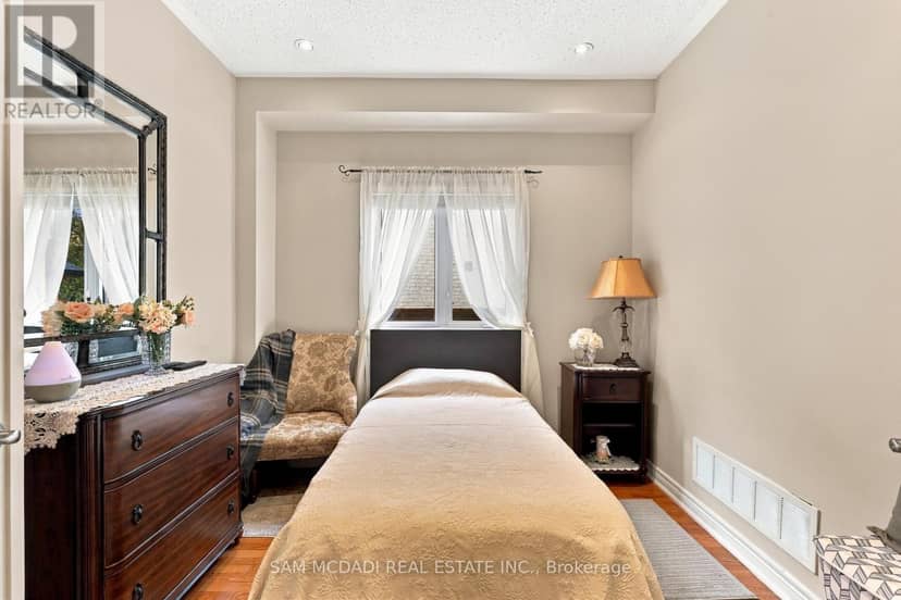 35 Tiana Court — photo 15 of 40