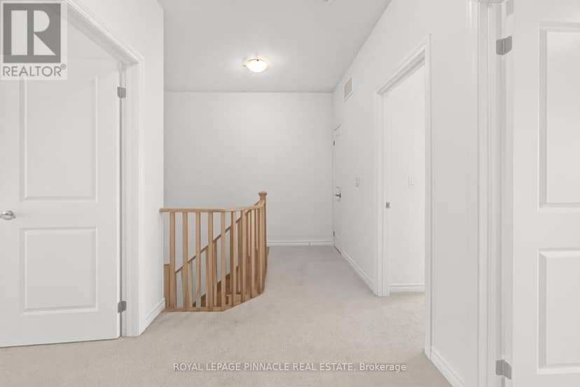 69 Inverary Crescent — photo 32 of 40