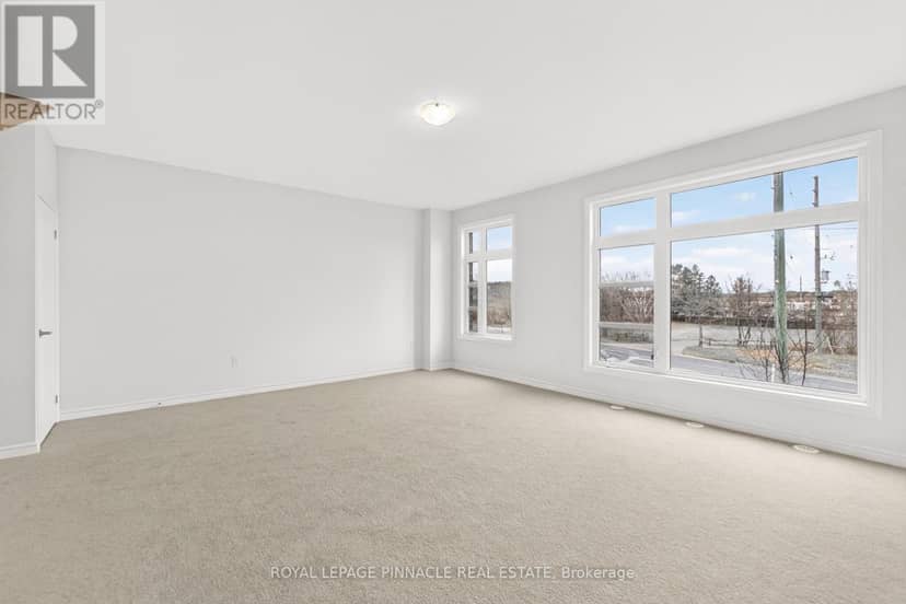 69 Inverary Crescent — photo 9 of 40
