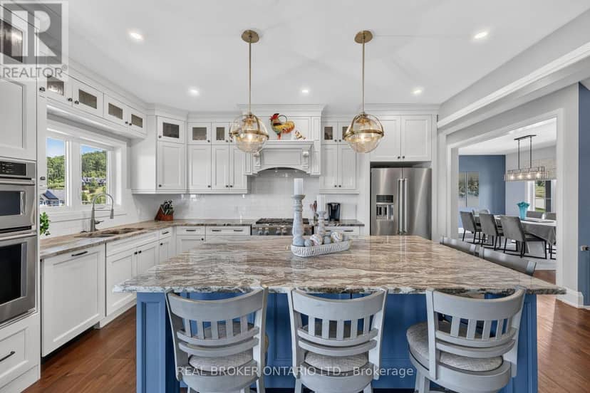 29 Thoroughbred Drive — photo 10 of 40