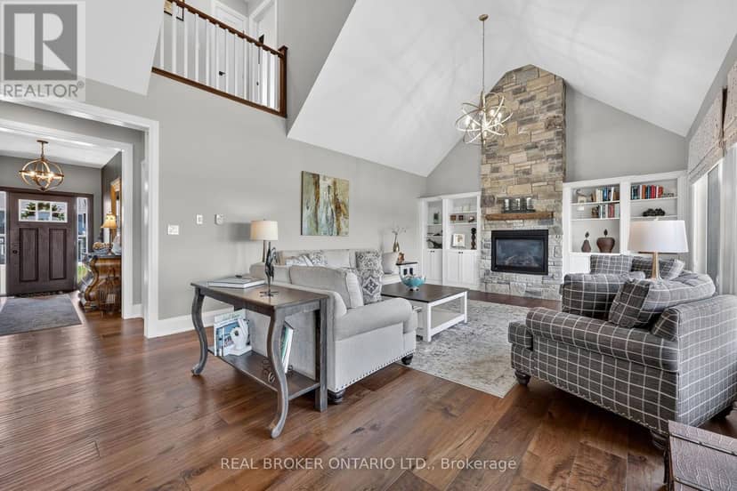 29 Thoroughbred Drive — photo 11 of 40