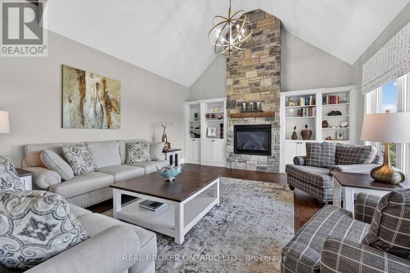 29 Thoroughbred Drive — photo 12 of 40
