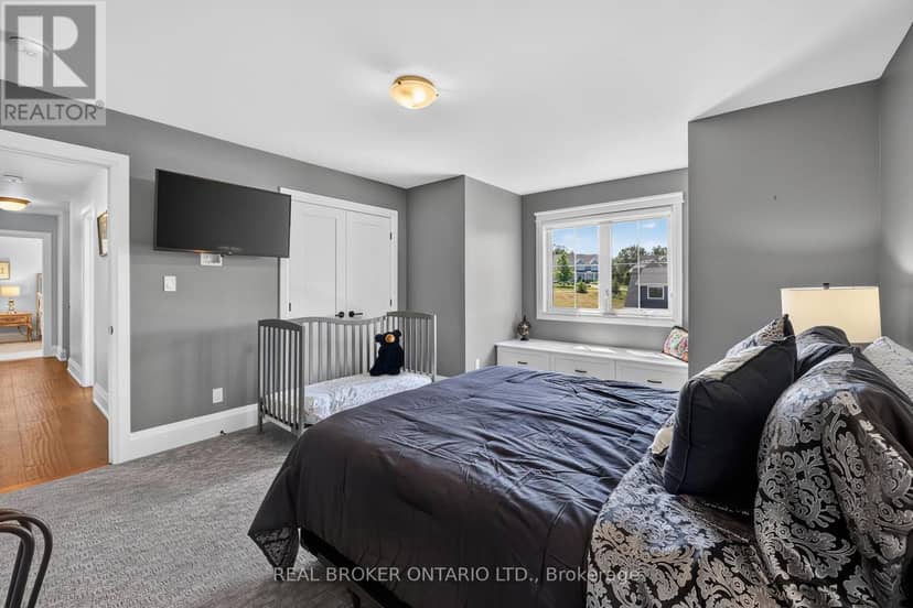 29 Thoroughbred Drive — photo 22 of 40
