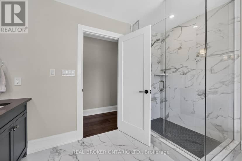 29 Thoroughbred Drive — photo 25 of 40