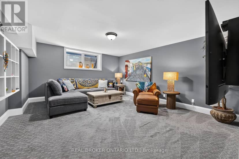29 Thoroughbred Drive — photo 31 of 40