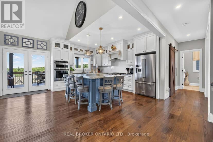 29 Thoroughbred Drive, Oro-Medonte, photo 7