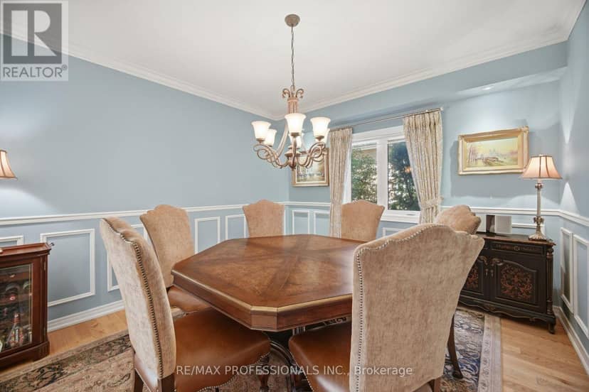 13 Dokkum Crescent — photo 13 of 40