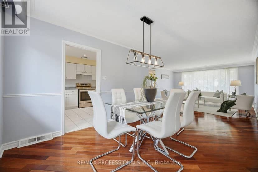 75 Sabrina Drive — photo 14 of 40