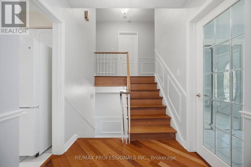 75 Sabrina Drive — photo 16 of 40