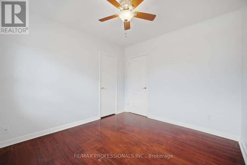 75 Sabrina Drive — photo 24 of 40