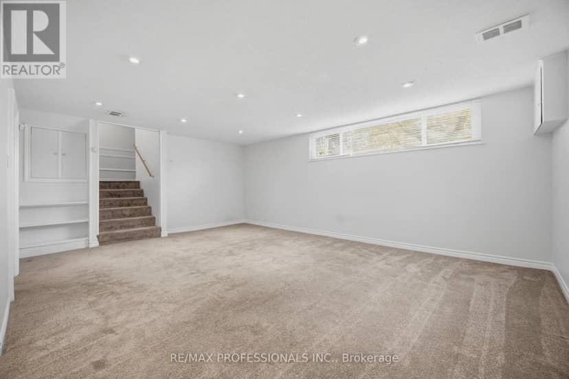 75 Sabrina Drive — photo 36 of 40