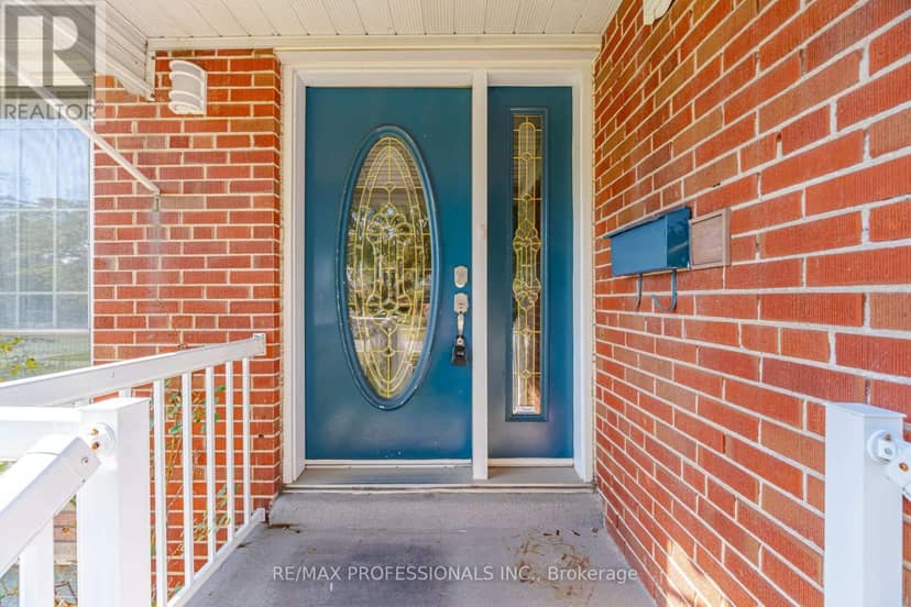 75 Sabrina Drive, Toronto, photo 4
