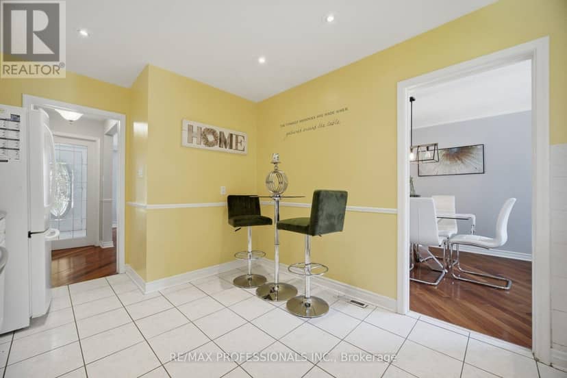 75 Sabrina Drive — photo 9 of 40
