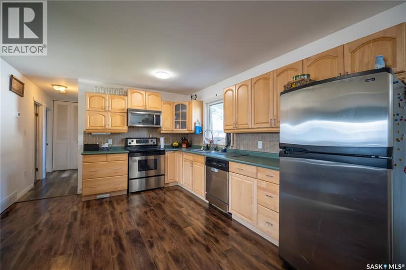 72 Redwood DRIVE — photo 11 of 40
