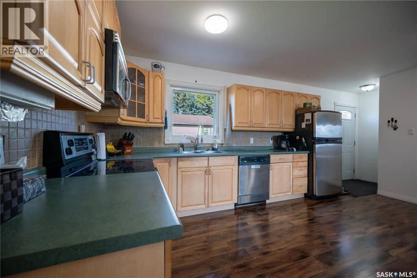 72 Redwood DRIVE — photo 12 of 40