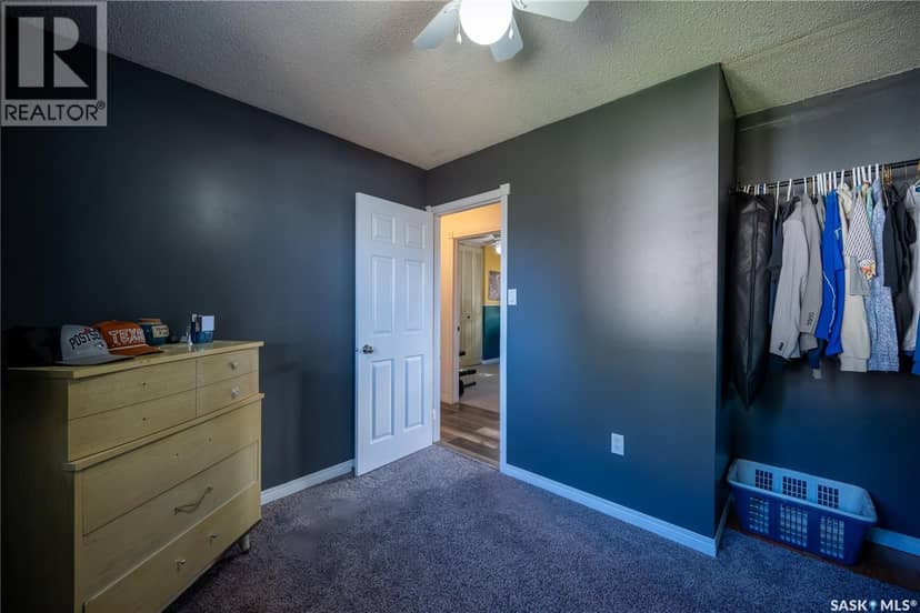 72 Redwood DRIVE — photo 18 of 40