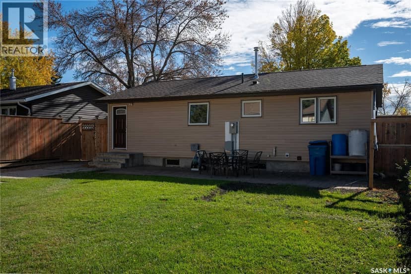 72 Redwood DRIVE — photo 32 of 40