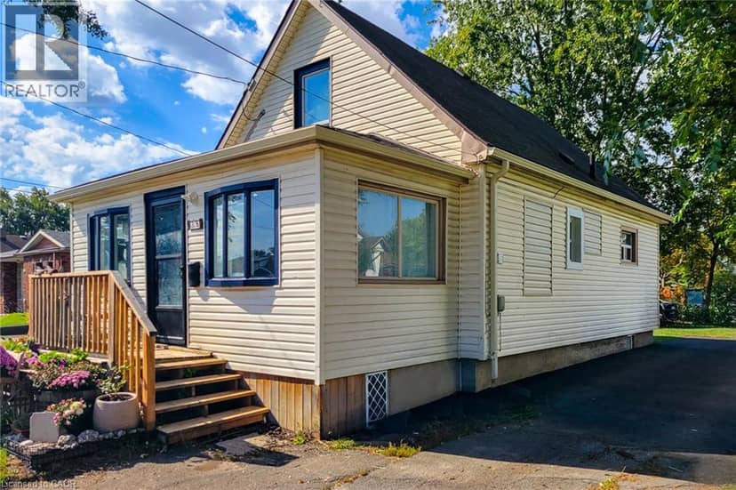 38 CLIFFORD Avenue, Welland, photo 4