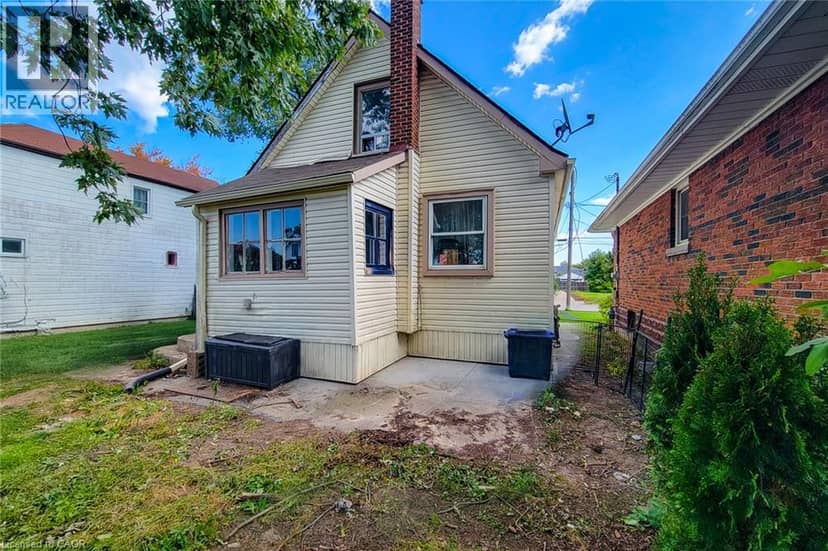 38 CLIFFORD Avenue, Welland, photo 7