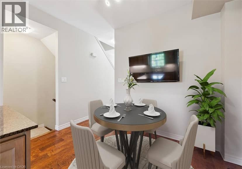 4 CHELTENHAM Mews, Kitchener, photo 8