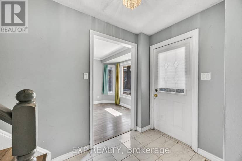 39 Linda Drive — photo 4 of 40