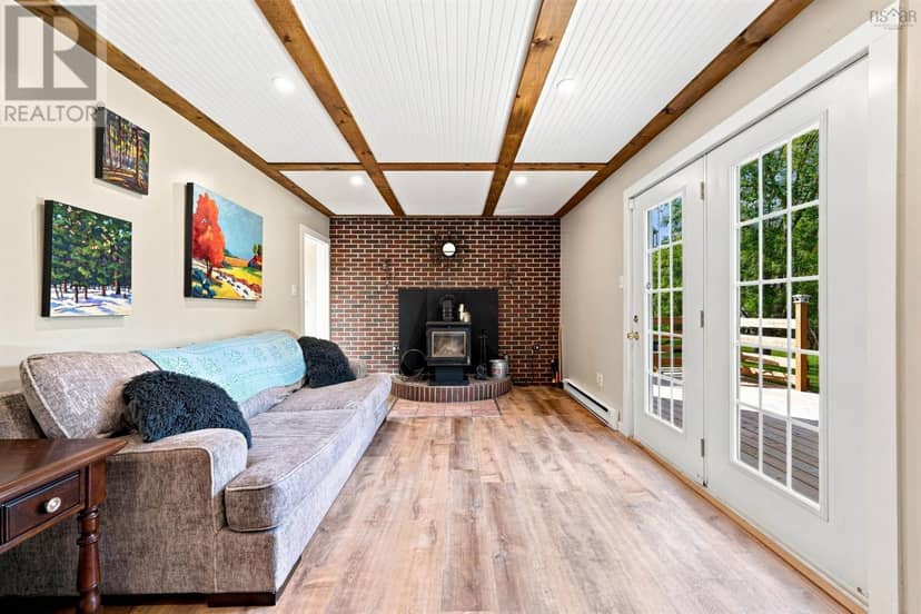 39 Delmerle Drive — photo 12 of 40