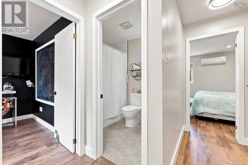 39 Delmerle Drive — photo 23 of 40