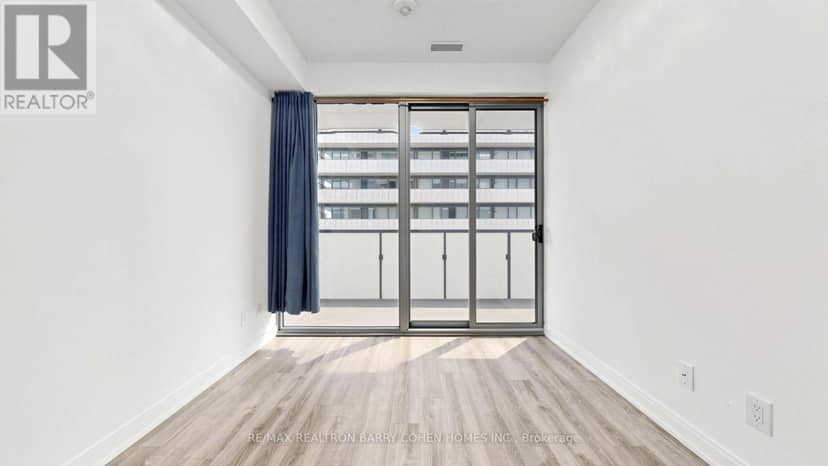 3407 - 50 Charles Street E — photo 19 of 40