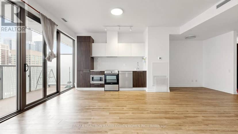 3407 - 50 Charles Street E — photo 15 of 40