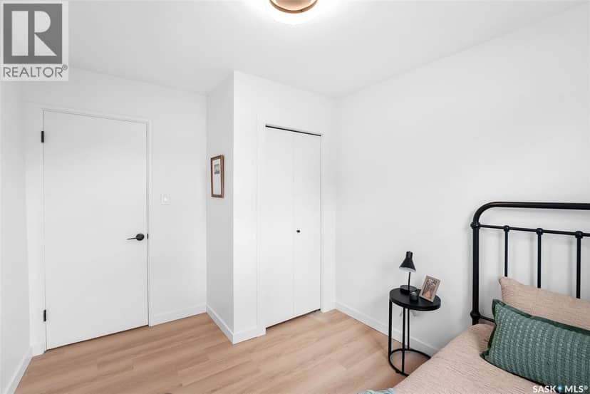 5004 1st AVENUE — photo 12 of 27